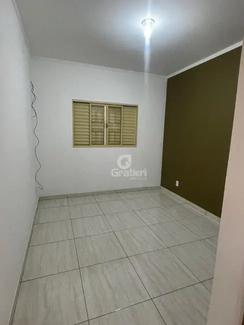Casa com 2 quartos à venda, 100m2 em Jardim Victório Antônio de Santi II, Araraquara - SP - imagem 9 Foto 9 de Casa com 2 quartos à venda, 100m2 em Jardim Victório Antônio de Santi II, Araraquara - SP