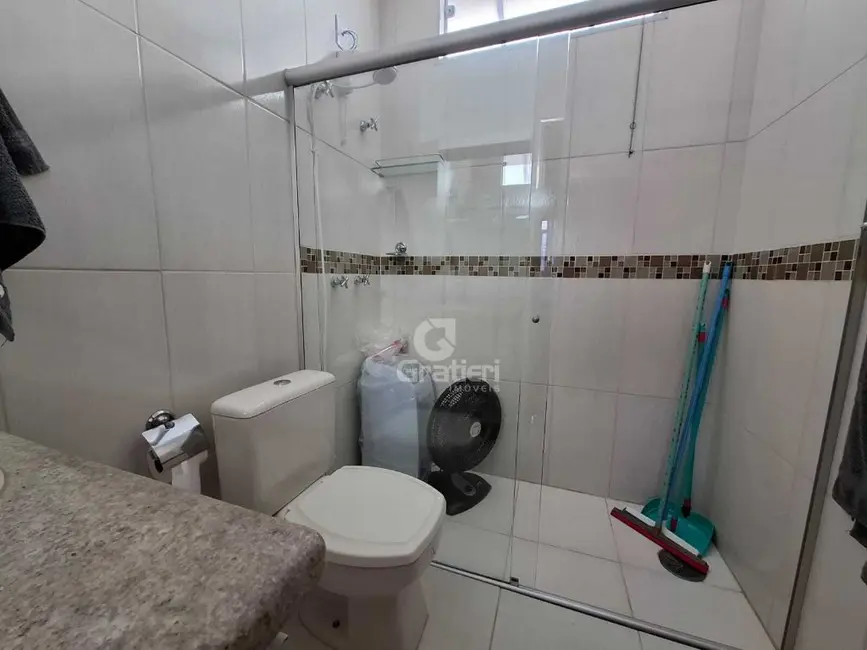 Casa com 2 quartos à venda, 150m2 em Jardim Tabapuã (Vila Xavier), Araraquara - SP - imagem 3 Foto 3 de Casa com 2 quartos à venda, 150m2 em Jardim Tabapuã (Vila Xavier), Araraquara - SP