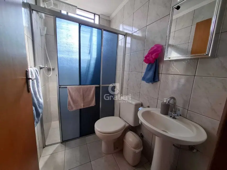 Casa com 2 quartos à venda, 150m2 em Jardim Tabapuã (Vila Xavier), Araraquara - SP - imagem 6 Foto 6 de Casa com 2 quartos à venda, 150m2 em Jardim Tabapuã (Vila Xavier), Araraquara - SP