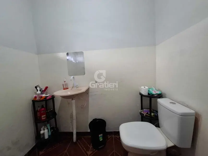 Casa com 2 quartos à venda, 79m2 em Jardim Portugal, Araraquara - SP - imagem 6 Foto 6 de Casa com 2 quartos à venda, 79m2 em Jardim Portugal, Araraquara - SP