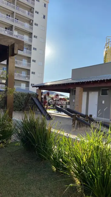 Foto 9 de Apartamento com 2 quartos para alugar, 50m2 em Jardim Marivan, Araraquara - SP