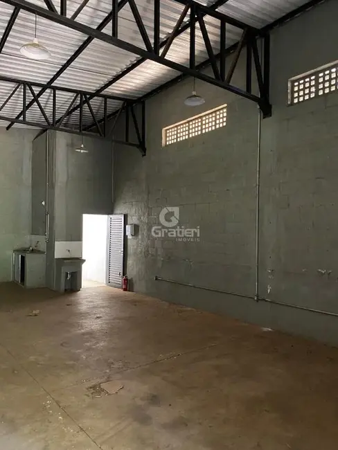 Armazém / Galpão para alugar, 108m2 em Jardim Rafaela Amoroso Micelli, Araraquara - SP - imagem 3 Foto 3 de Armazém / Galpão para alugar, 108m2 em Jardim Rafaela Amoroso Micelli, Araraquara - SP