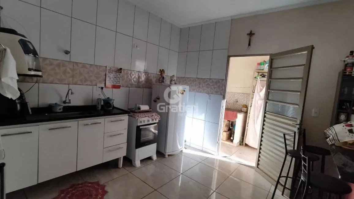 Sala Comercial com 1 quarto à venda, 135m2 em Jardim Gardênias, Araraquara - SP - imagem 5 Foto 5 de Sala Comercial com 1 quarto à venda, 135m2 em Jardim Gardênias, Araraquara - SP