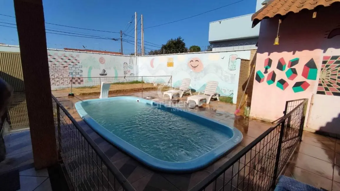 Sala Comercial com 1 quarto à venda, 135m2 em Jardim Gardênias, Araraquara - SP - imagem 1 Foto 1 de Sala Comercial com 1 quarto à venda, 135m2 em Jardim Gardênias, Araraquara - SP