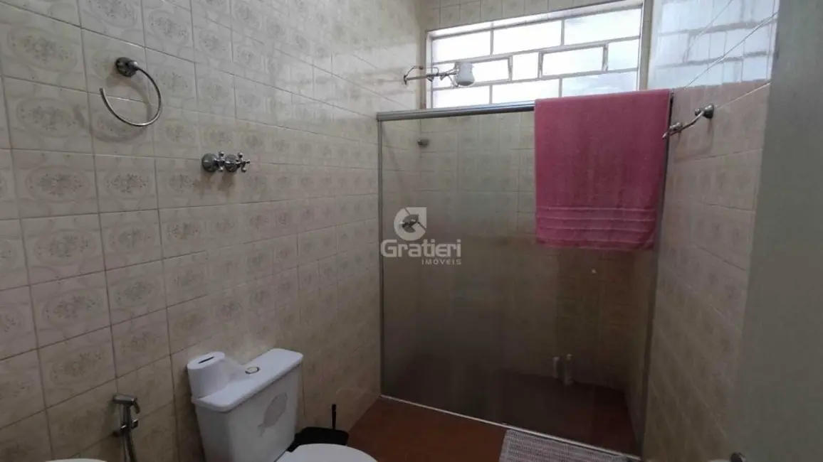 Foto 10 de Casa com 3 quartos à venda, 216m2 em Jardim Quitandinha, Araraquara - SP