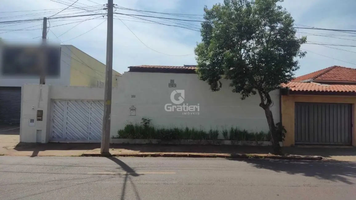 Foto 1 de Casa com 3 quartos à venda, 216m2 em Jardim Quitandinha, Araraquara - SP