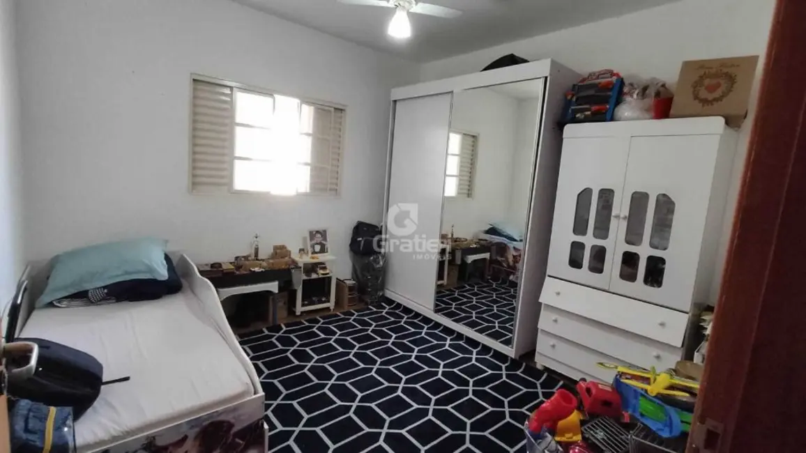 Foto 9 de Casa com 3 quartos à venda, 216m2 em Jardim Quitandinha, Araraquara - SP