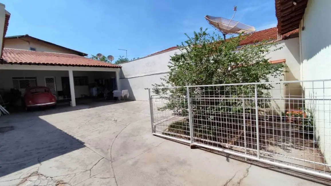 Foto 17 de Casa com 3 quartos à venda, 216m2 em Jardim Quitandinha, Araraquara - SP