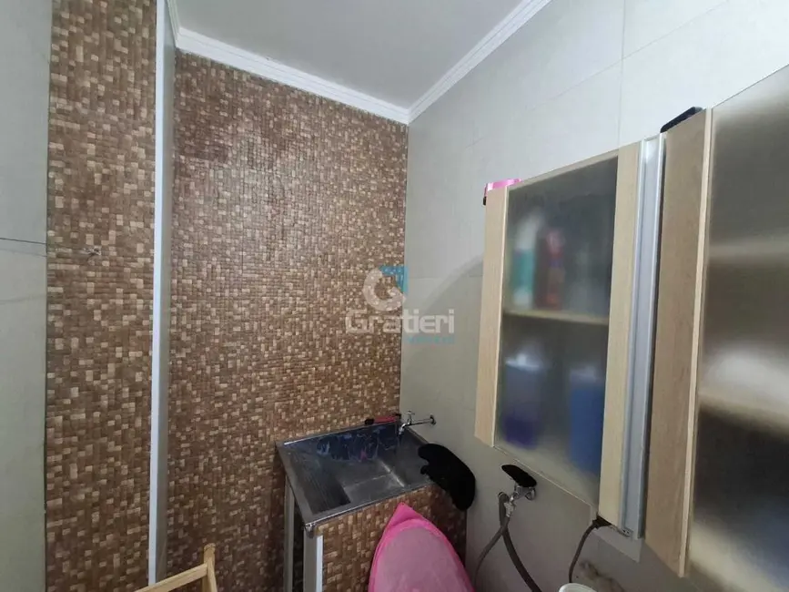 Sobrado com 2 quartos à venda, 172m2 em Jardim Cruzeiro do Sul I, Araraquara - SP - imagem 7 Foto 7 de Sobrado com 2 quartos à venda, 172m2 em Jardim Cruzeiro do Sul I, Araraquara - SP