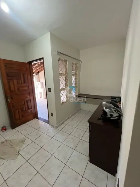 Casa com 2 quartos à venda, 133m2 em Jardim Adalgisa, Araraquara - SP - imagem 3 Foto 3 de Casa com 2 quartos à venda, 133m2 em Jardim Adalgisa, Araraquara - SP