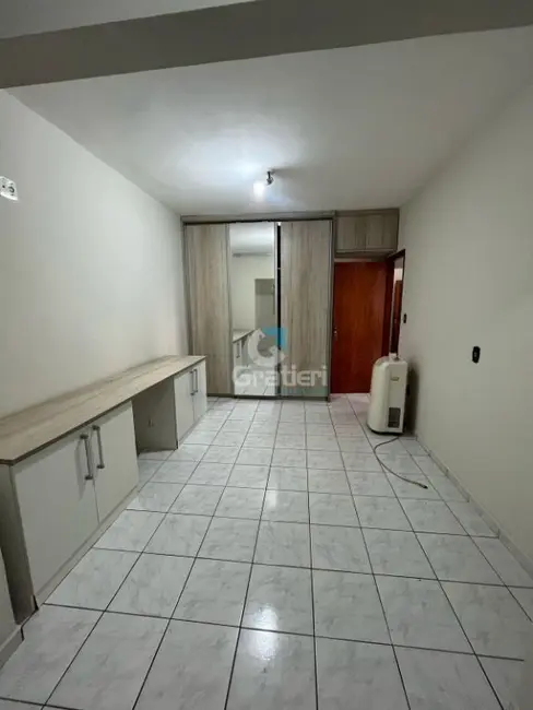 Casa com 2 quartos à venda, 133m2 em Jardim Adalgisa, Araraquara - SP - imagem 9 Foto 9 de Casa com 2 quartos à venda, 133m2 em Jardim Adalgisa, Araraquara - SP