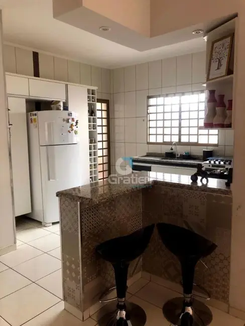Casa com 3 quartos à venda, 140m2 em Jardim Aclimação, Araraquara - SP - imagem 6 Foto 6 de Casa com 3 quartos à venda, 140m2 em Jardim Aclimação, Araraquara - SP