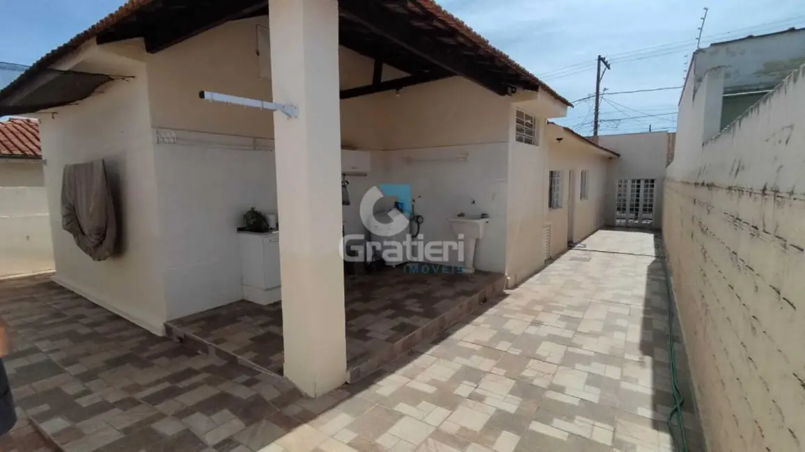 Foto 5 de Casa com 3 quartos à venda, 211m2 em Jardim do Carmo, Araraquara - SP
