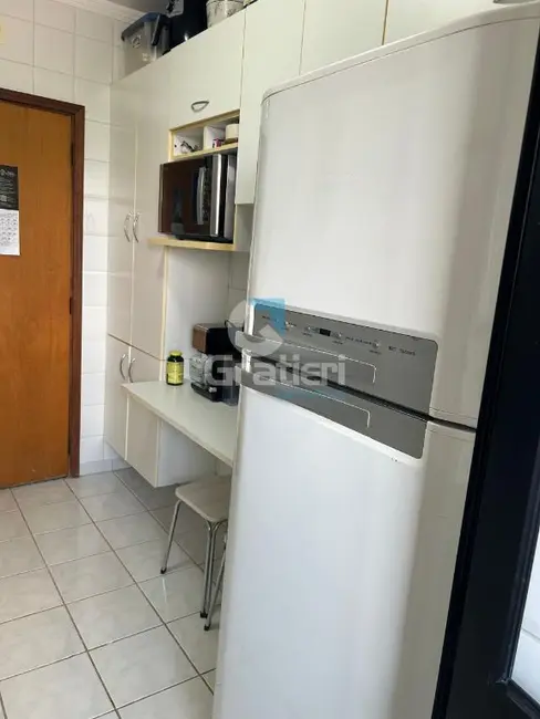 Apartamento com 3 quartos à venda, 81m2 em Vila Melhado, Araraquara - SP - imagem 6 Foto 6 de Apartamento com 3 quartos à venda, 81m2 em Vila Melhado, Araraquara - SP