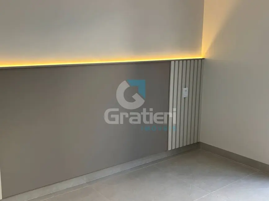 Casa de Condomínio com 3 quartos à venda, 165m2 em Residencial Village Damha III, Araraquara - SP - imagem 8 Foto 8 de Casa de Condomínio com 3 quartos à venda, 165m2 em Residencial Village Damha III, Araraquara - SP