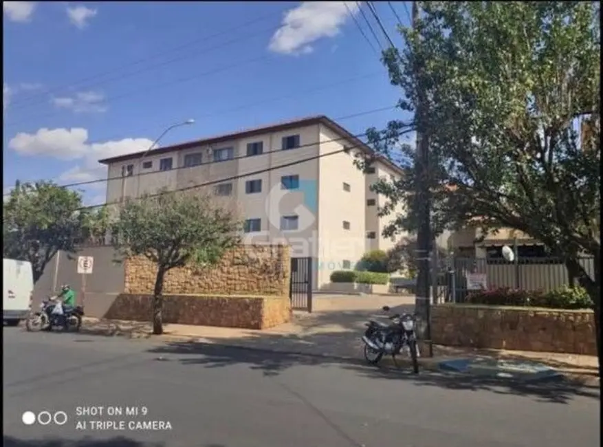 Foto 5 de Apartamento com 2 quartos à venda, 75m2 em Parque Laranjeiras, Araraquara - SP