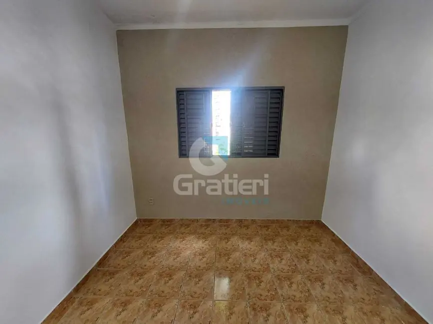 Foto 3 de Casa com 2 quartos à venda, 67m2 em Jardim Dumont, Araraquara - SP