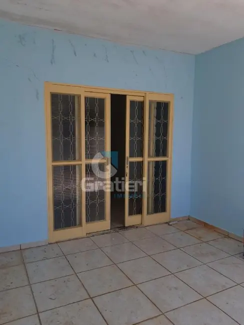 Casa com 3 quartos à venda, 120m2 em Jardim Adalberto Frederico de Oliveira Roxo I, Araraquara - SP - imagem 1 Foto 1 de Casa com 3 quartos à venda, 120m2 em Jardim Adalberto Frederico de Oliveira Roxo I, Araraquara - SP