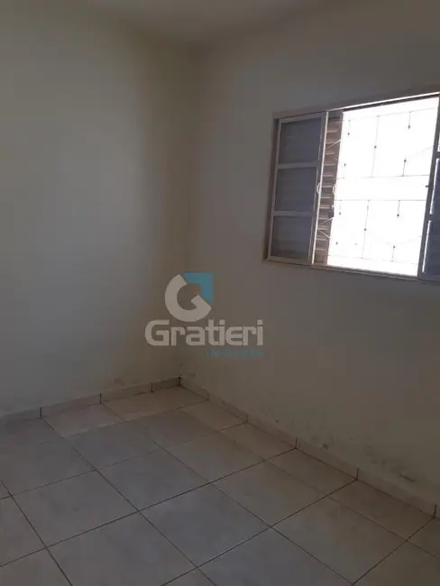 Casa com 3 quartos à venda, 120m2 em Jardim Adalberto Frederico de Oliveira Roxo I, Araraquara - SP - imagem 6 Foto 6 de Casa com 3 quartos à venda, 120m2 em Jardim Adalberto Frederico de Oliveira Roxo I, Araraquara - SP