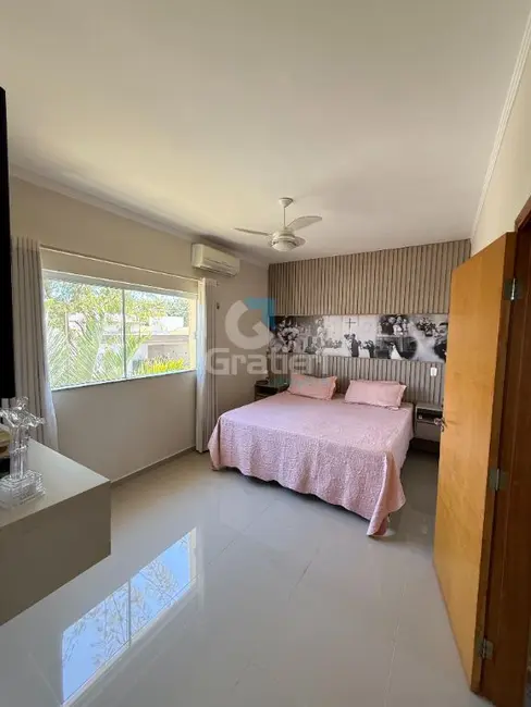 Foto 5 de Sobrado com 3 quartos à venda, 144m2 em Jardim Marialice, Araraquara - SP