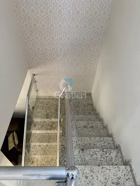 Foto 6 de Sobrado com 3 quartos à venda, 144m2 em Jardim Marialice, Araraquara - SP