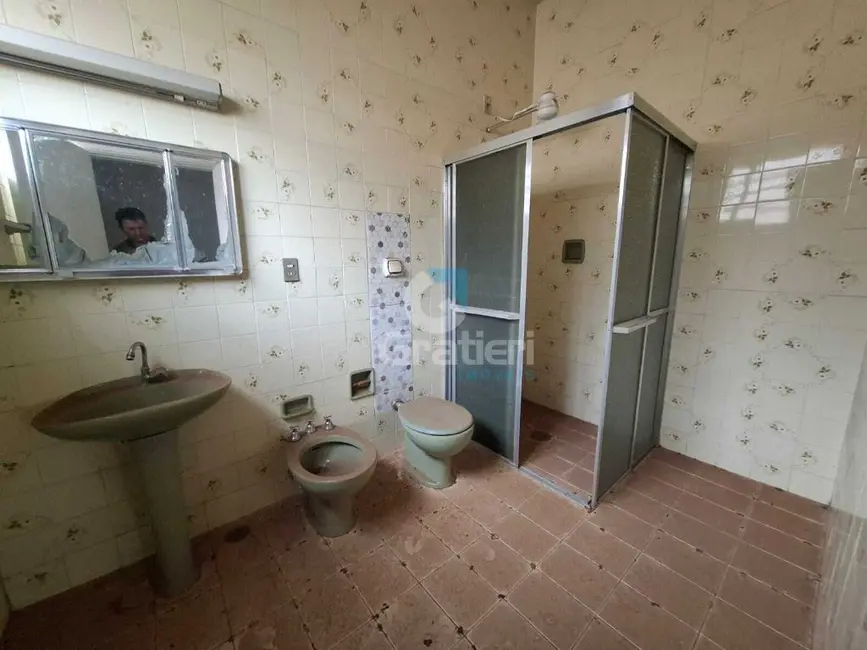 Foto 6 de Casa à venda, 268m2 em Vila Xavier (Vila Xavier), Araraquara - SP