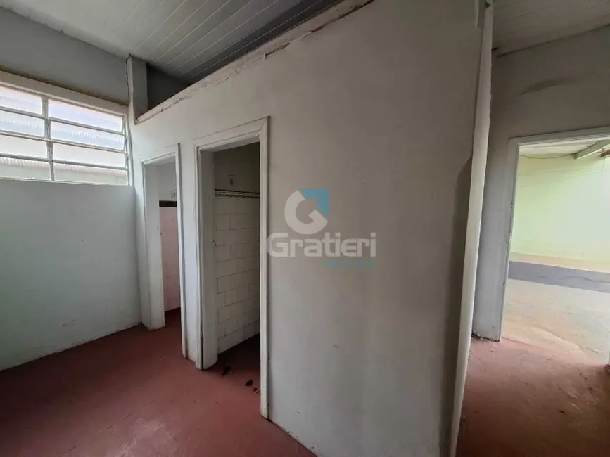 Foto 10 de Casa à venda, 268m2 em Vila Xavier (Vila Xavier), Araraquara - SP