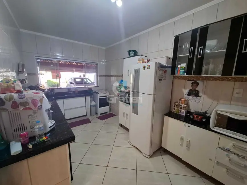 Foto 7 de Casa com 3 quartos à venda, 167m2 em Jardim das Estações (Vila Xavier), Araraquara - SP