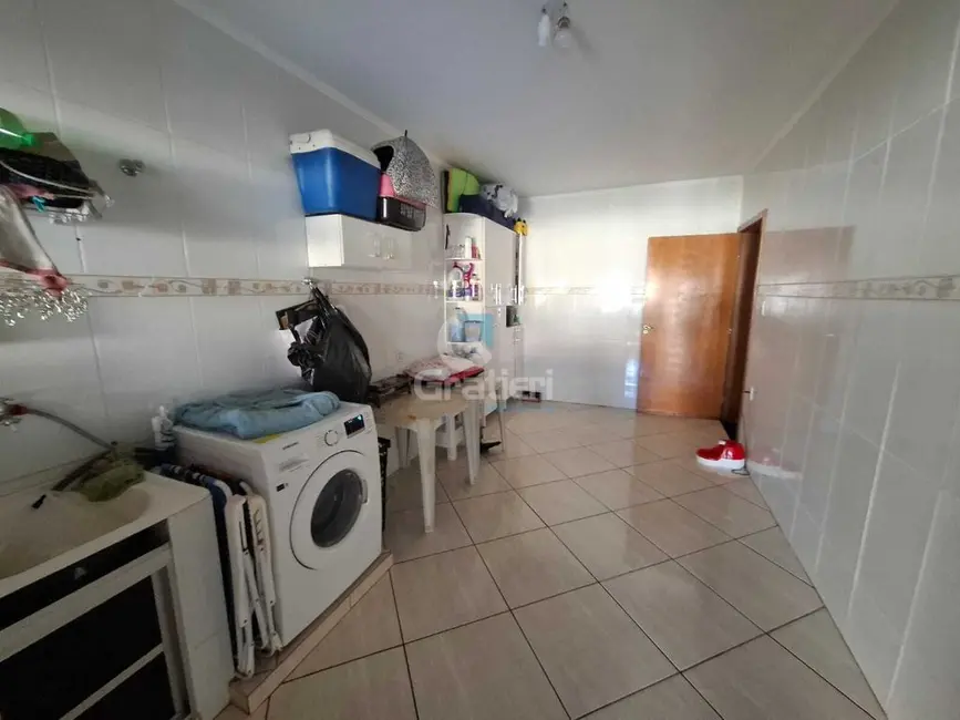 Foto 4 de Casa com 3 quartos à venda, 167m2 em Jardim das Estações (Vila Xavier), Araraquara - SP