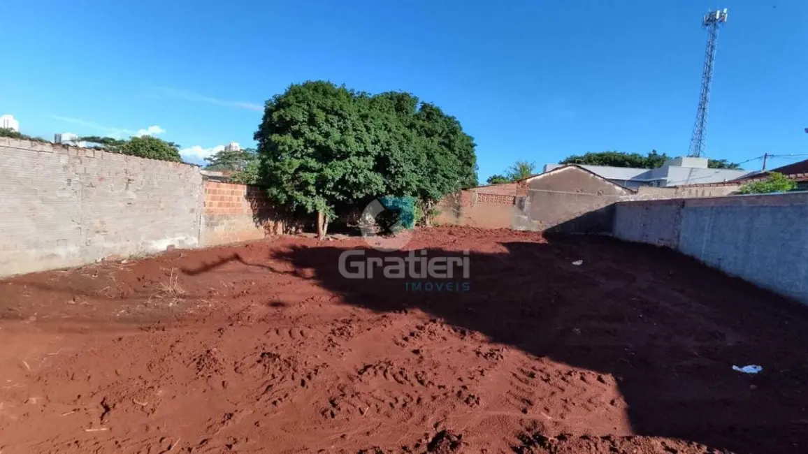 Foto 3 de Terreno / Lote à venda, 387m2 em Vila Xavier (Vila Xavier), Araraquara - SP