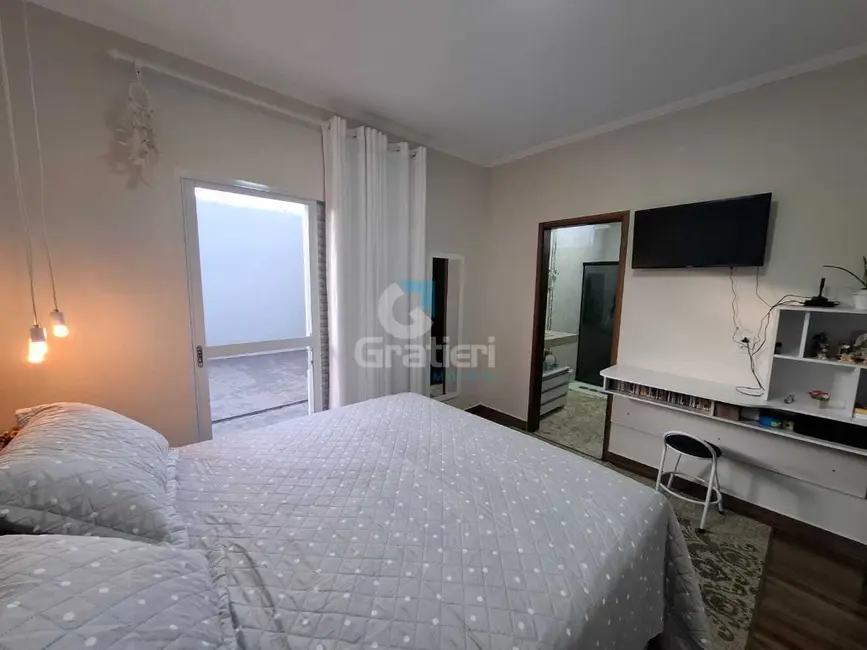 Foto 4 de Casa com 3 quartos à venda, 130m2 em Jardim Arangá, Araraquara - SP