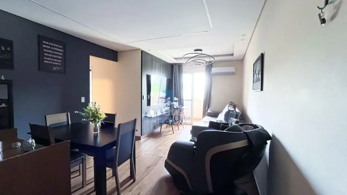 Foto 2 de Apartamento com 3 quartos à venda, 78m2 em Vila Melhado, Araraquara - SP