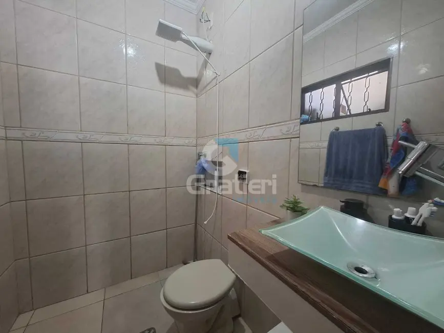 Casa com 3 quartos à venda, 124m2 em Jardim Morumbi, Araraquara - SP - imagem 8 Foto 8 de Casa com 3 quartos à venda, 124m2 em Jardim Morumbi, Araraquara - SP