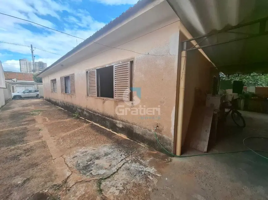 Foto 4 de Casa com 3 quartos à venda, 253m2 em Centro, Araraquara - SP
