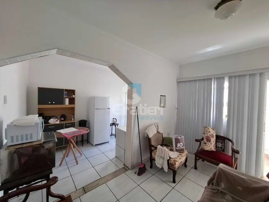 Foto 4 de Casa com 2 quartos à venda, 80m2 em Centro, Araraquara - SP