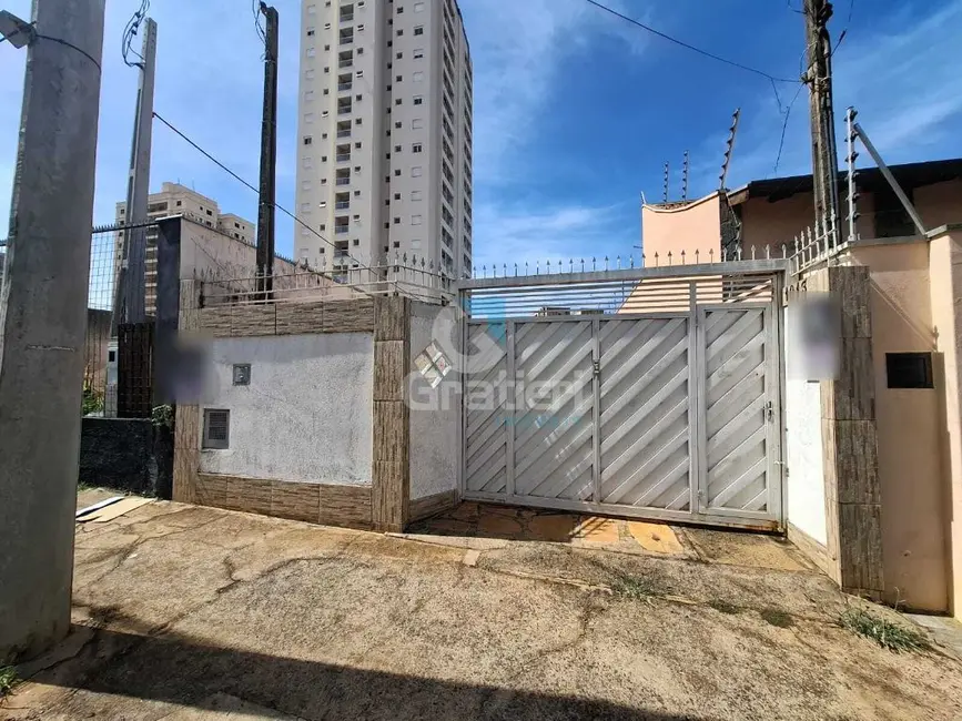 Foto 1 de Casa com 2 quartos à venda, 80m2 em Centro, Araraquara - SP