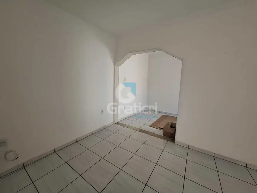 Foto 3 de Casa com 2 quartos à venda, 80m2 em Centro, Araraquara - SP