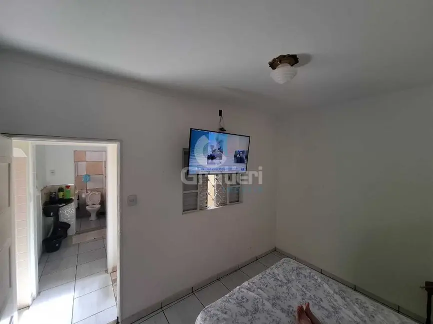 Foto 9 de Casa com 2 quartos à venda, 80m2 em Centro, Araraquara - SP