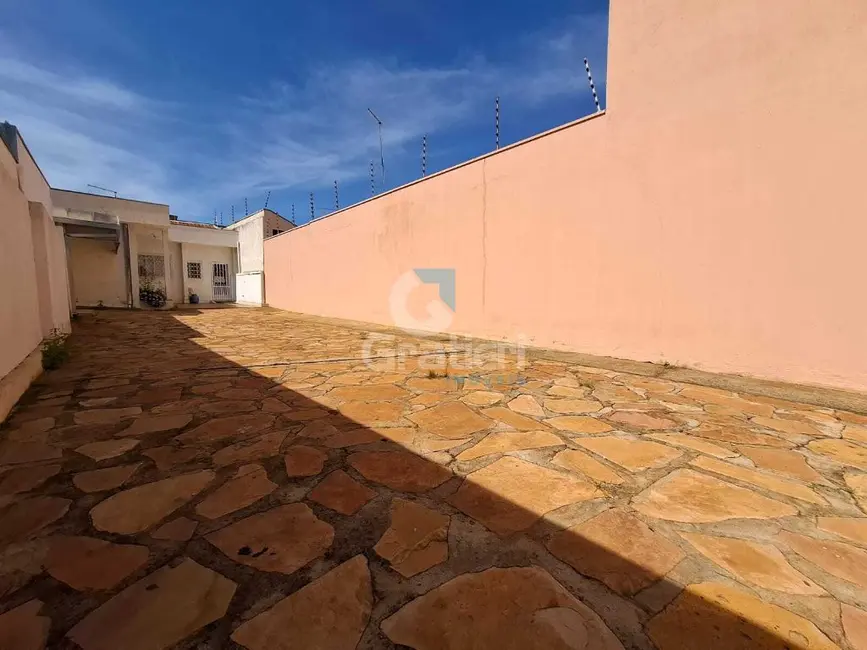 Foto 3 de Casa com 2 quartos à venda, 80m2 em Centro, Araraquara - SP