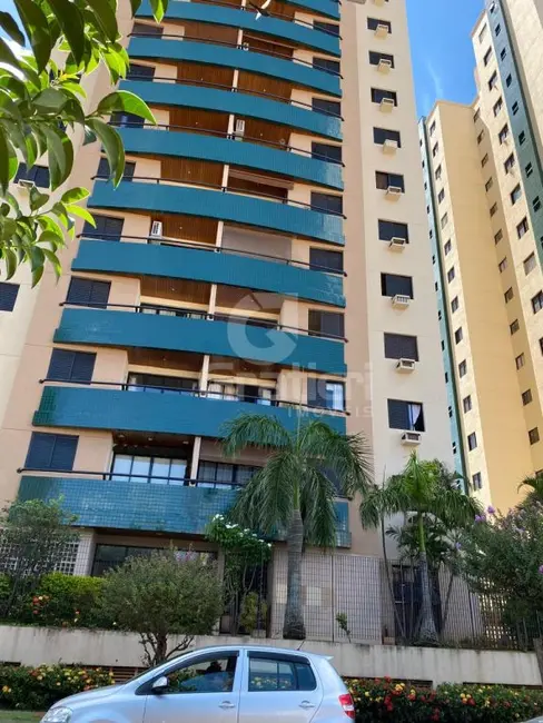 Foto 1 de Apartamento com 3 quartos para alugar, 81m2 em Vila Melhado, Araraquara - SP