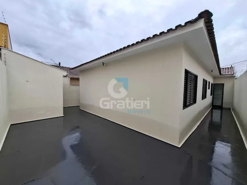 Casa com 3 quartos à venda, 121m2 em Vila Independência, Araraquara - SP - imagem 3 Foto 3 de Casa com 3 quartos à venda, 121m2 em Vila Independência, Araraquara - SP