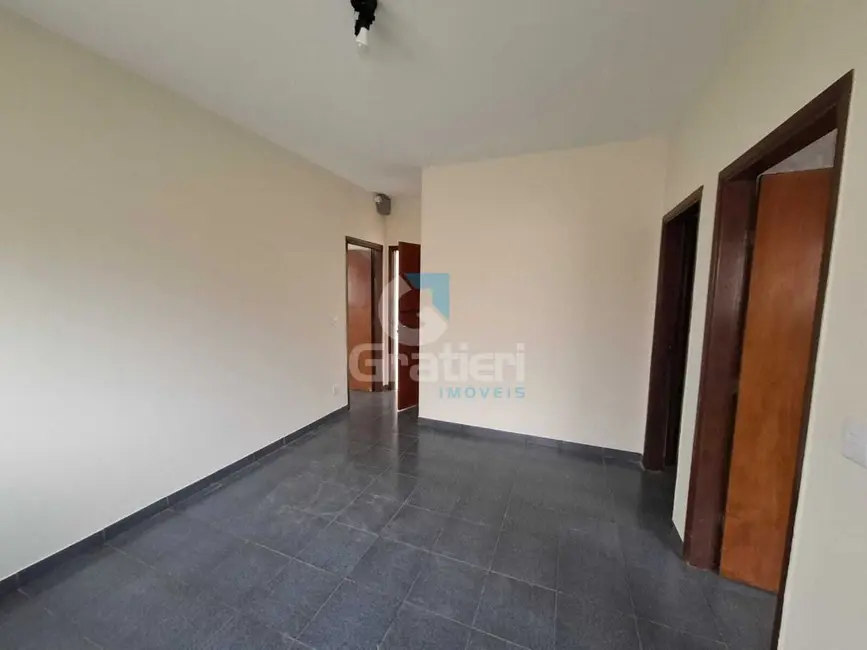 Casa com 3 quartos à venda, 121m2 em Vila Independência, Araraquara - SP - imagem 8 Foto 8 de Casa com 3 quartos à venda, 121m2 em Vila Independência, Araraquara - SP