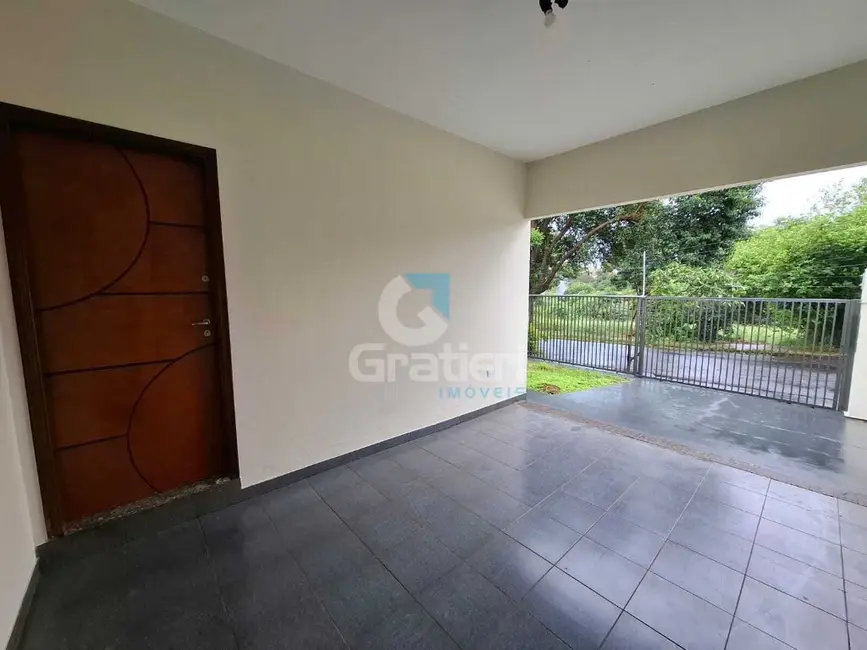 Casa com 3 quartos à venda, 121m2 em Vila Independência, Araraquara - SP - imagem 5 Foto 5 de Casa com 3 quartos à venda, 121m2 em Vila Independência, Araraquara - SP