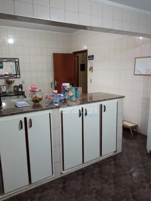 Foto 7 de Casa com 3 quartos à venda, 174m2 em Jardim Nova Época, Araraquara - SP