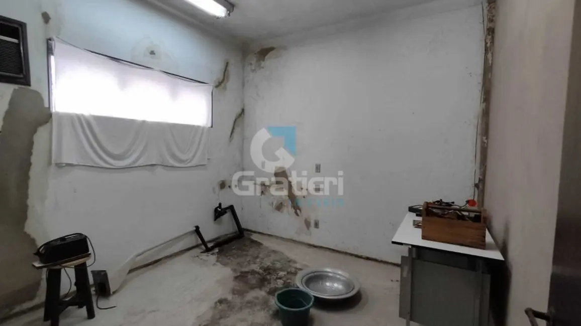 Sala Comercial com 2 quartos para alugar, 163m2 em Centro, Araraquara - SP - imagem 2 Foto 2 de Sala Comercial com 2 quartos para alugar, 163m2 em Centro, Araraquara - SP