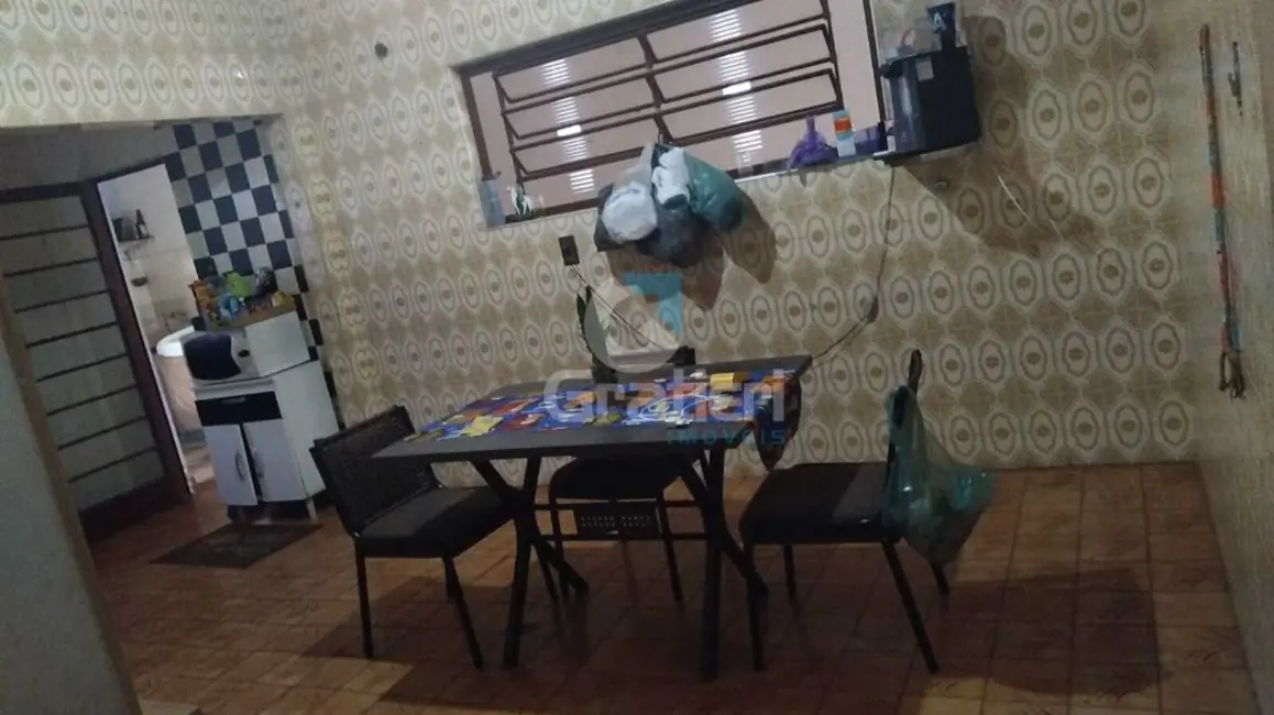 Foto 9 de Casa com 3 quartos à venda, 175m2 em Parque Alvorada, Araraquara - SP