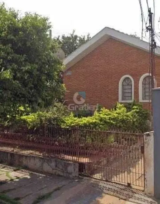 Foto 1 de Casa com 3 quartos à venda, 175m2 em Parque Alvorada, Araraquara - SP
