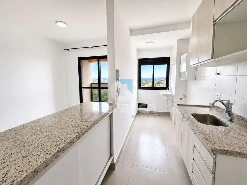 Foto 3 de Apartamento com 2 quartos para alugar, 57m2 em Centro, Araraquara - SP