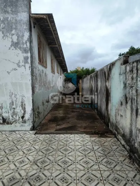 Foto 3 de Armazém / Galpão à venda, 185m2 em Jardim Roberto Selmi Dei, Araraquara - SP