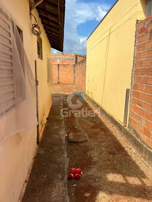 Foto 5 de Casa com 2 quartos à venda, 41m2 em Parque Residencial Laura Molina, Araraquara - SP